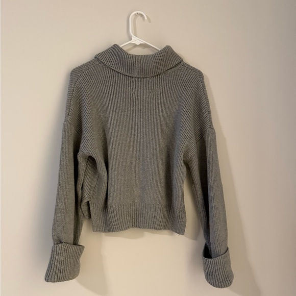 Abercrombie & Fitch Rolled Cuff Collared Cardigan - Picture 2 of 4